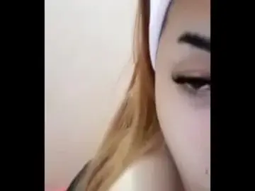 Janda Pirang Colmek Pake Baju Haram poster